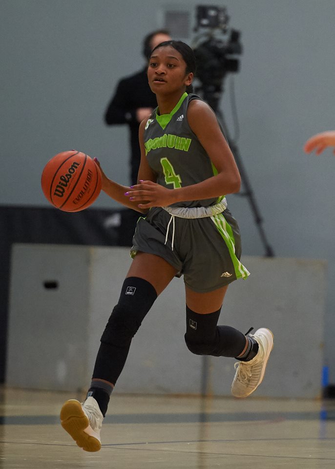 Hadeza Ismaila, 18, plays foward position on the Algonquin Thunder women's basketball team.