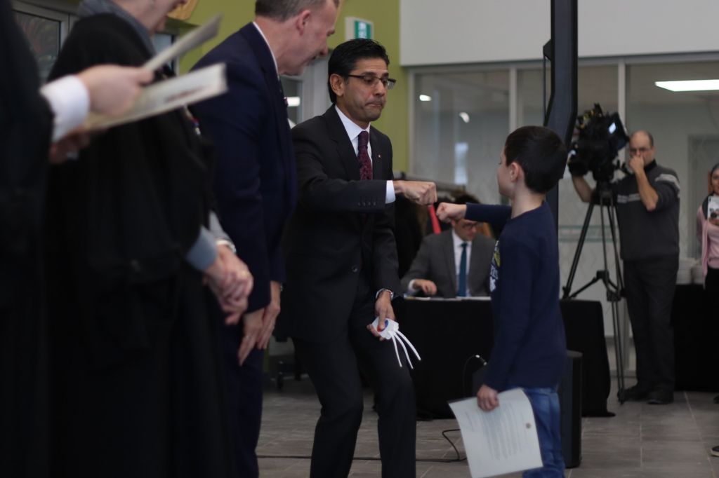 Institute for Canadian Citizenship CEO, Yasir Naqvi congratulated new citizens at Nawapon room. The event was hosted with the Canadian government, Institute for Canadian Citizenship and Algonquin College.