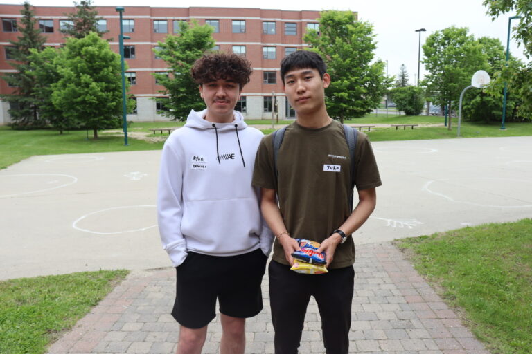 home hardware algonquin hours