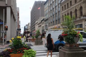 Sparks Street during the scavenger hunt. Most people present seemed to be tourists or office workers