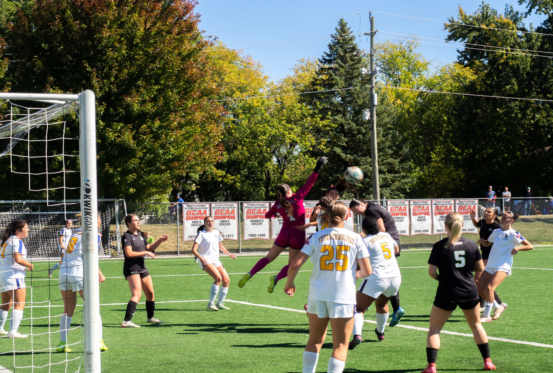 The Wolves attempt a header at the Z-building field against the Thunderwolves.