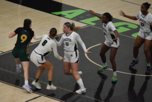 Wolves form defensive strategy to keep Lords from coming back in the fourth quarter