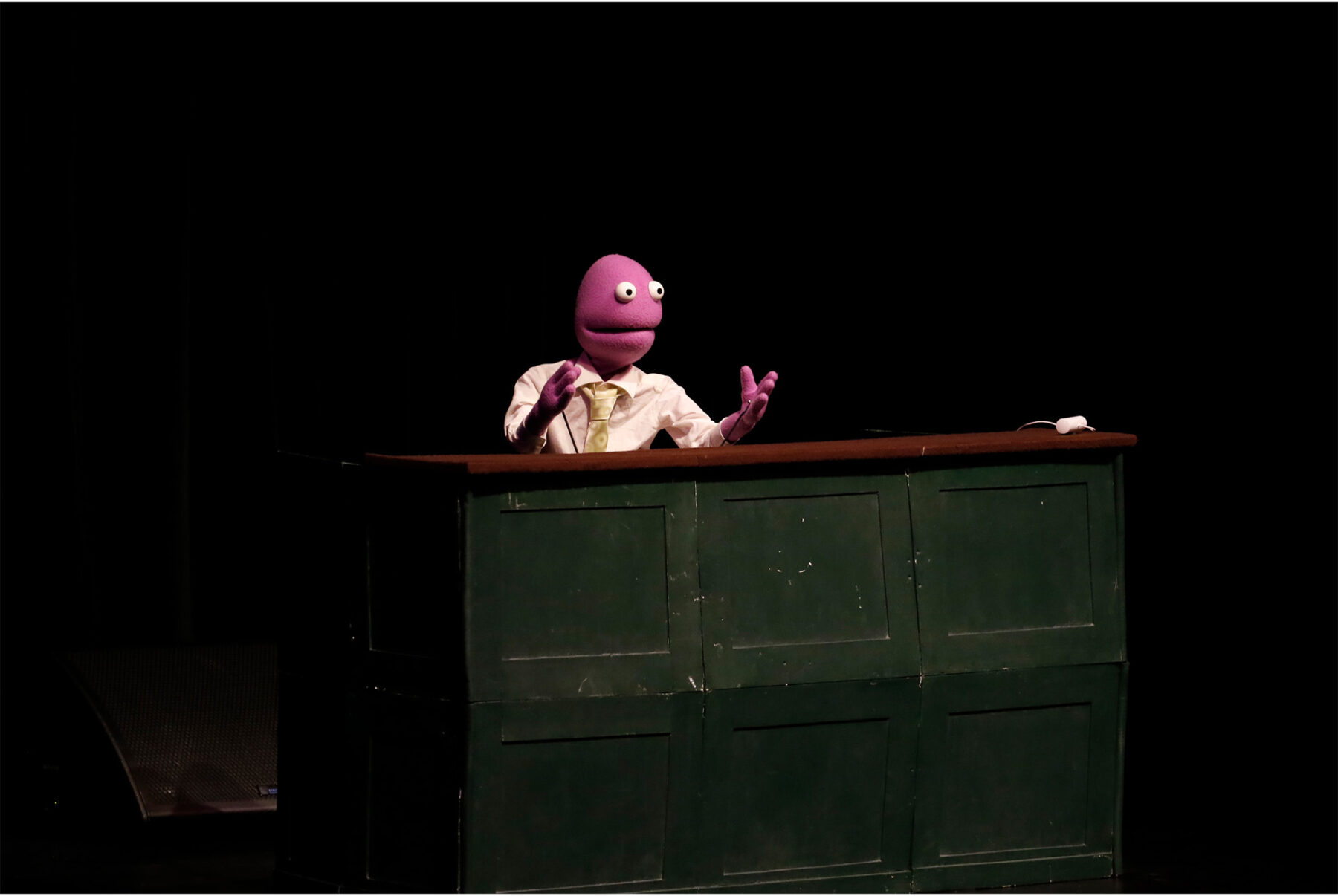 Randy Feltface performing his set at the Commons Theatre on Nov. 28.